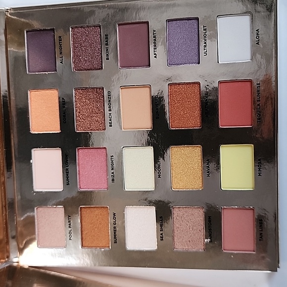 Iconic London Sunset to Sunrise Eyeshadow Palette - Picture 6 of 9